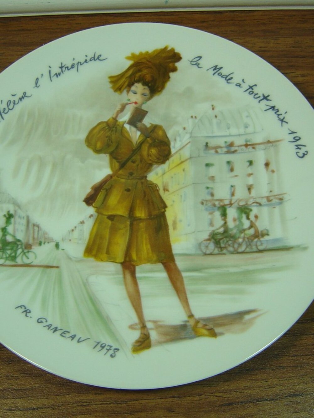 D'ARCEAU-LIMOGES collector plate-Women of the Century-1943